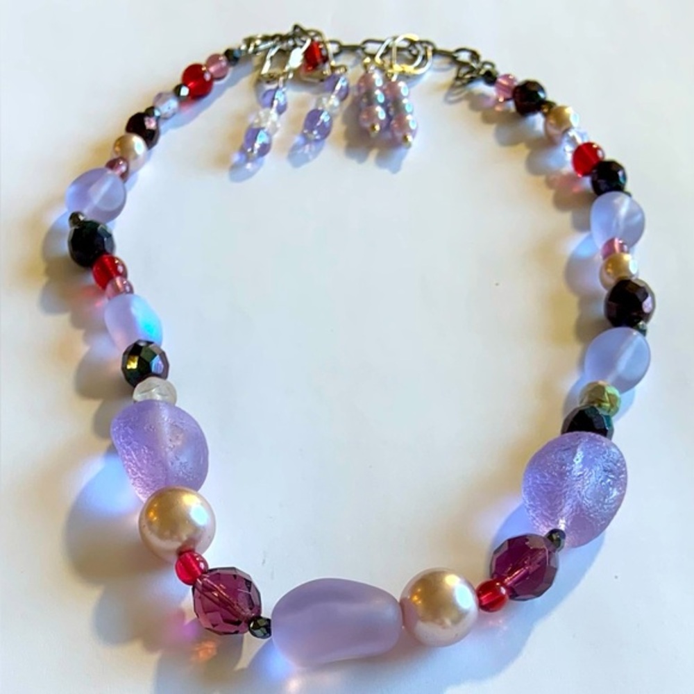 chunky frosted glass necklace with pearls glass beads and two pairs of earrings